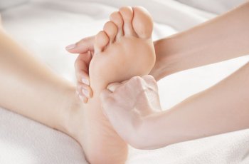 reflexology-3-350x230 reflexology-3-350x230